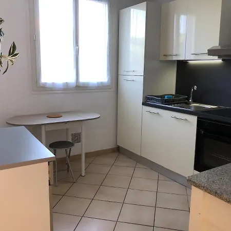 Appartamento Confortable 5 Pers, 900m Et Commerces Sainte-Maxime